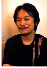 「CGにはなるべく頼りたくないからロケハンには徹底してこだわった」と話す塙幸成監督