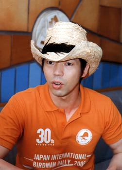 「第30回鳥人間コンテスト選手権」で司会をつとめた今田耕司さん