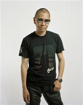 現場はギャンブルのようなもの」と語る三池崇史監督
