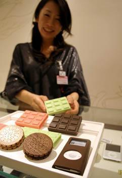 お菓子をモチーフにした「iPod(アイポッド)」向けの限定商品