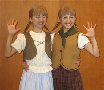 「私たち個人的にも仲がいいんです」という吉沢(左)と五十嵐