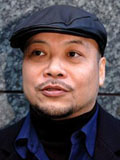 森岡利行監督