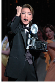 NEVER SAY GOODBYE舞台