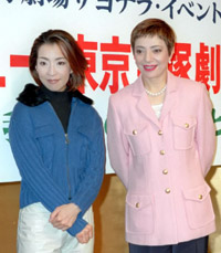 “後輩”真矢みき(左)と(平成9年).jpg